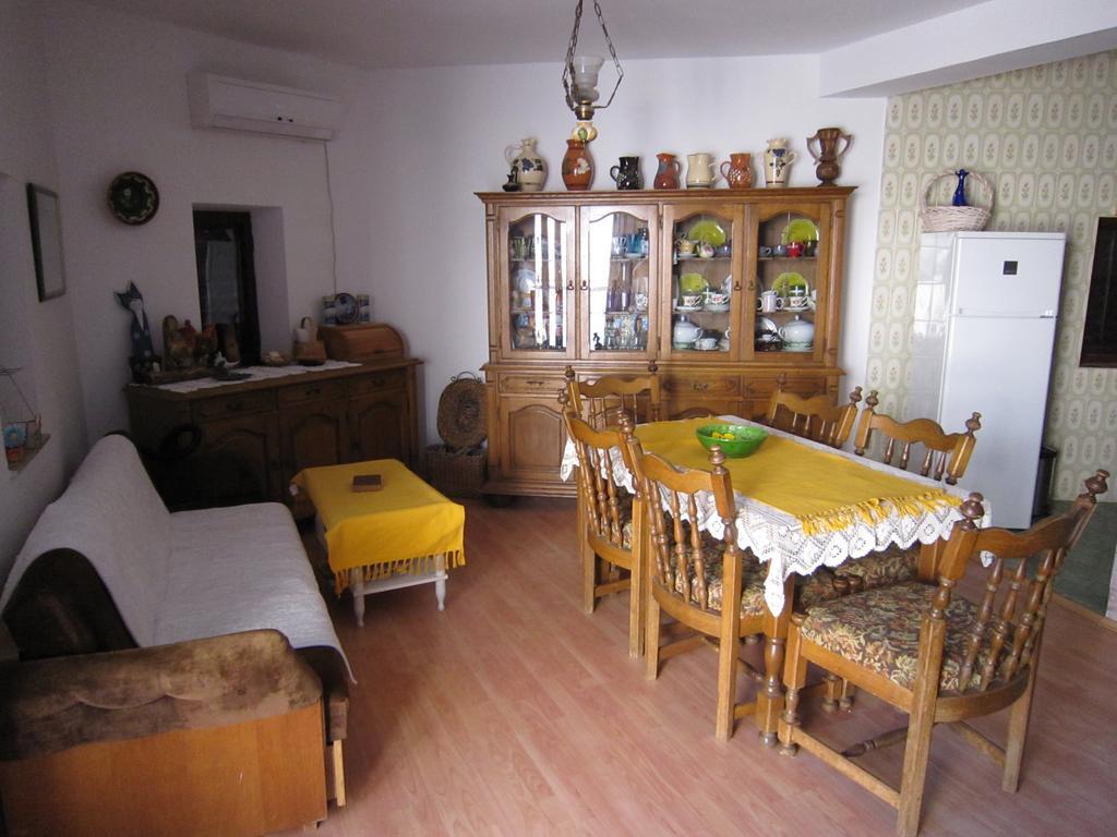 Holiday Home Mona Igrane Zimmer foto