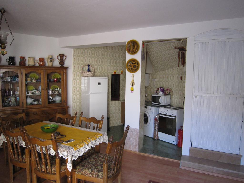 Holiday Home Mona Igrane Zimmer foto
