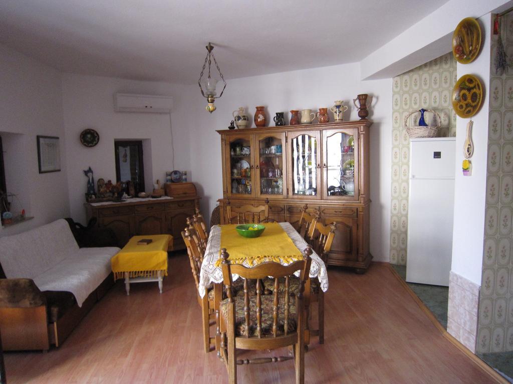 Holiday Home Mona Igrane Zimmer foto